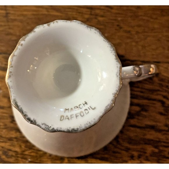 Lustreware Tea Cup March Daffodil Iridescent Gold Trim Japan Vintage Spring - Picture 6 of 6